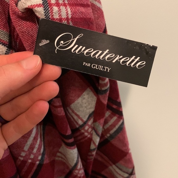 Sweaterette - Red Plaid Cardigan​​​ - Picture 4 of 4